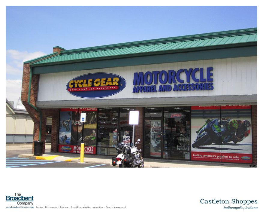 orig_Castleton-Shoppes-Ground-Level-0480