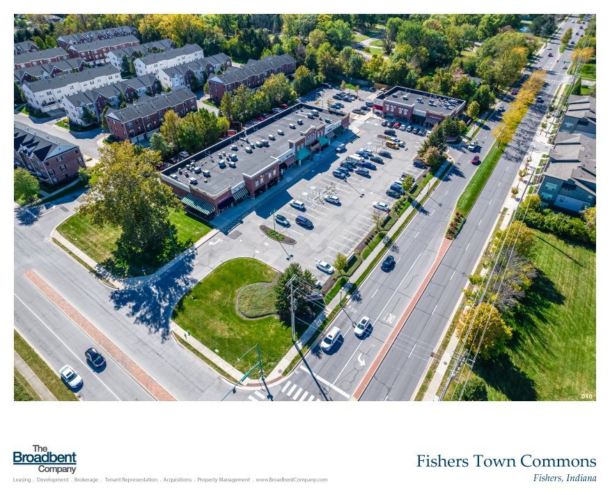 Fishers-Town-Commons-Ground-Level-010