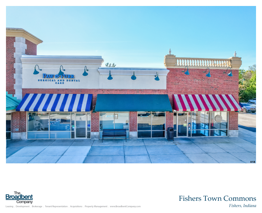 Fishers-Town-Commons-Ground-Level-018